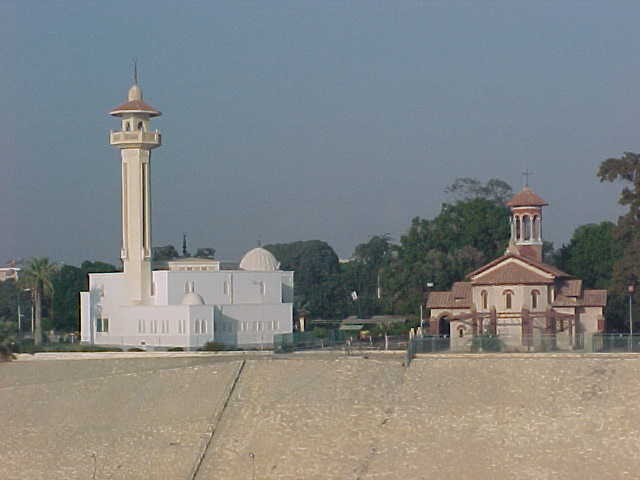 Suez Mosque 01