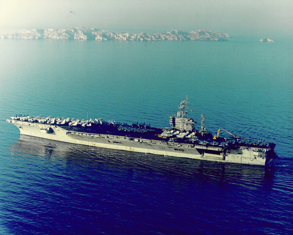 USS Eisenhower 1990 Marseille France