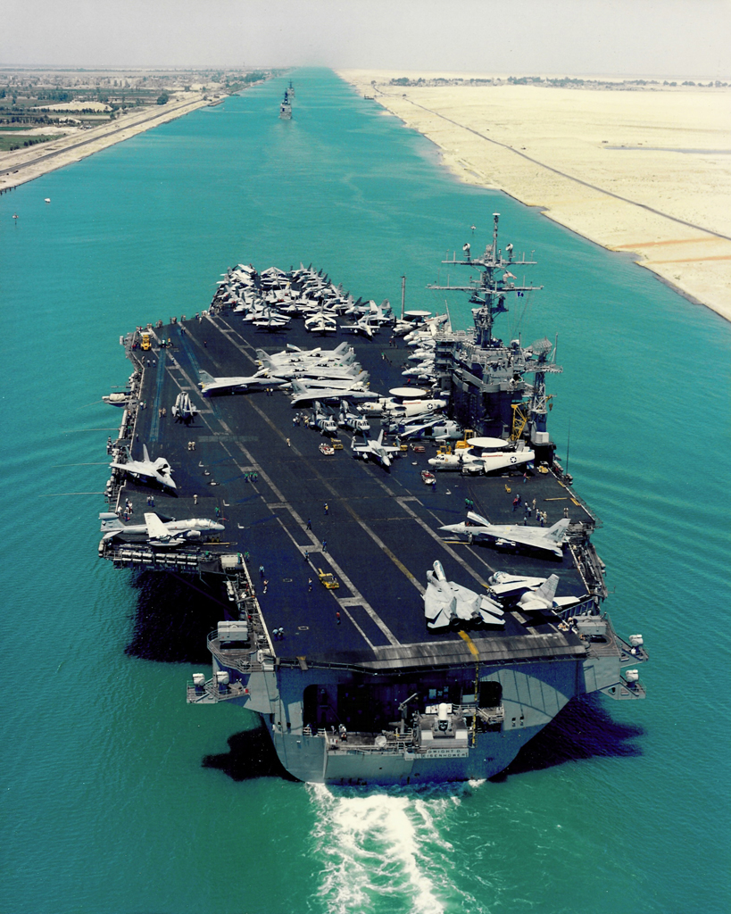 USS Eisenhower Suez Canal 04